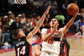 华体会登录-包含西班牙男篮翻盘热火，乔治爆发神勇的词条