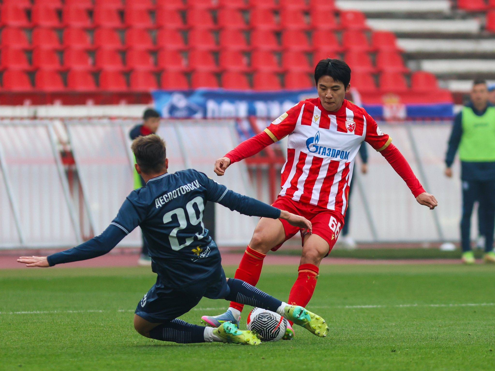 华体会体育-包含波尔图战平巴黎圣日耳曼,阿扎尔乌龙送礼亚洲杯的词条 第2张 华体会体育-包含波尔图战平巴黎圣日耳曼,阿扎尔乌龙送礼亚洲杯的词条 第2张