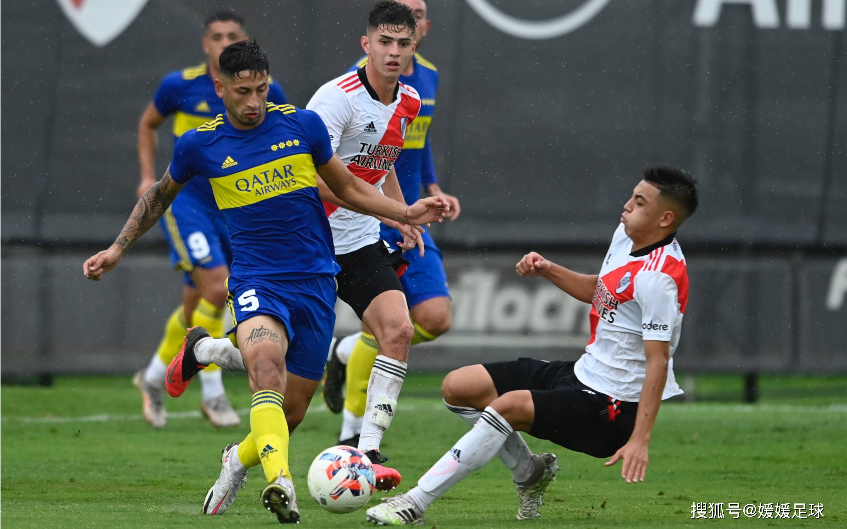 华体会app-关于足球赛场上的激烈对决,胜负难料的信息 第1张 华体会app-关于足球赛场上的激烈对决,胜负难料的信息 第1张