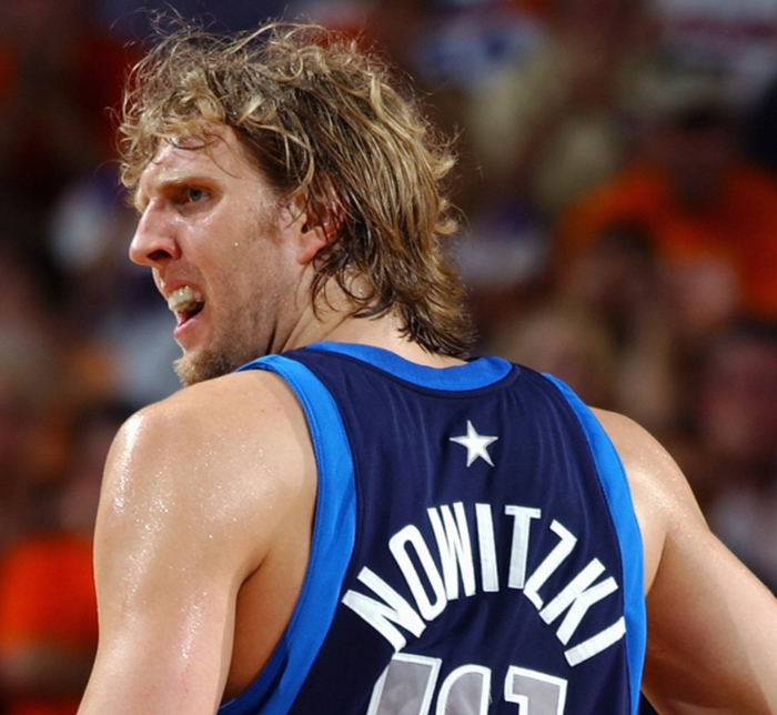 华体会app-诺维斯基荣获最有进攻性球员称号  第2张